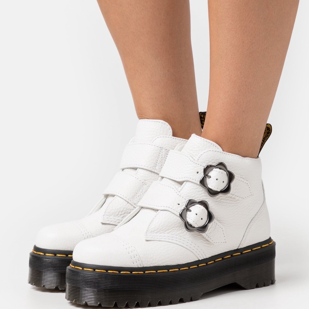 Doc Dr. Martens Air Wair DEVON Flower Buckle White Leather Platform Boots Wm's - Picture 3 of 11